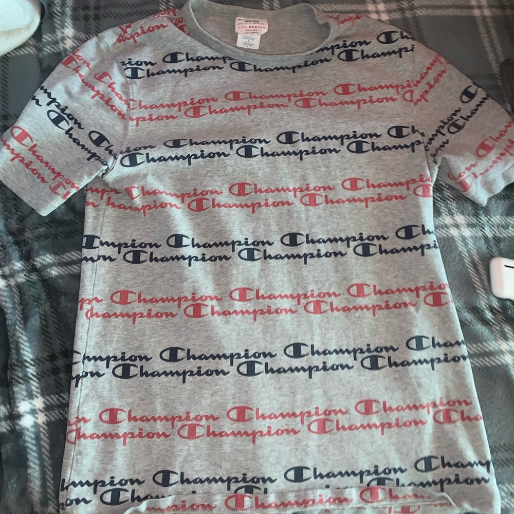 Champion t-shirt